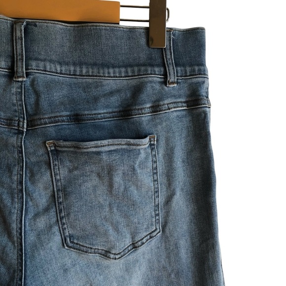 Spanx Jeggings Light Wash 1X High Rise Tummy Control Denim - Picture 7 of 14